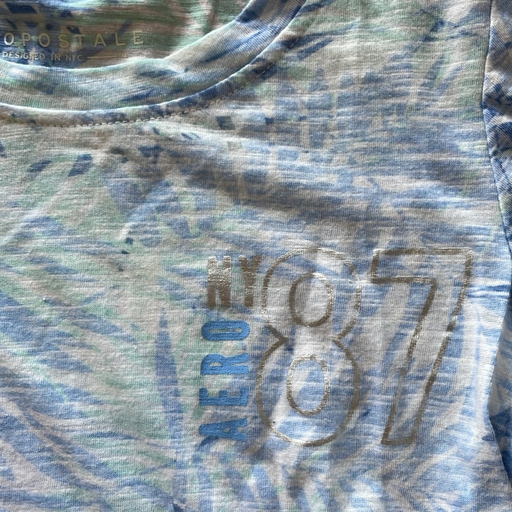 Aeropostale XS Patterned Top